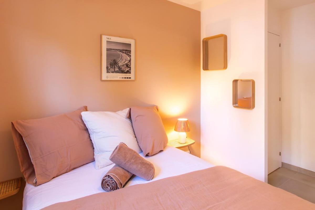 Appartamento #41 Flat For 6, 3 Bdrs Parking Wifi 5mins Walk Tram T1 Nizza