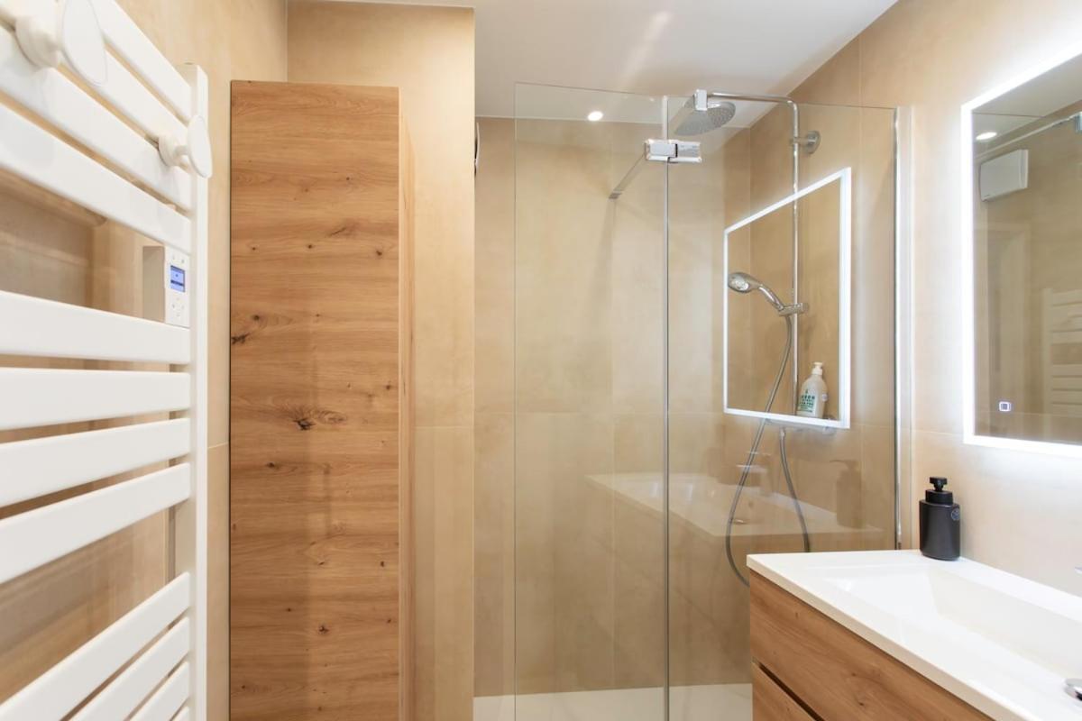 #41 Flat For 6, 3 Bdrs Parking Wifi 5mins Walk Tram T1 Appartamento