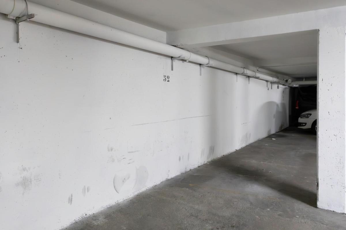 #41 Flat For 6, 3 Bdrs Parking Wifi 5mins Walk Tram T1 Appartamento *